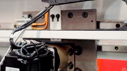 8刀庫自動(dòng)換刀