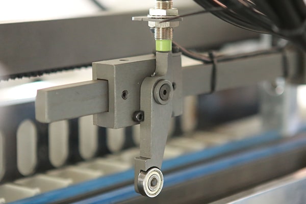 自動(dòng)送料裝置