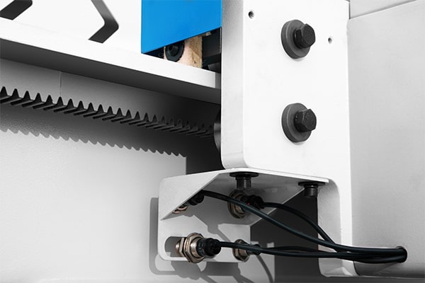 夾板推送裝置 夾板推送裝置