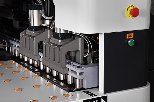 滾輪式側(cè)靠擋 滾輪式側(cè)靠擋